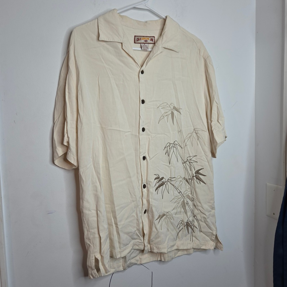 Caribbean Joe Mens Medium Cream Rayon Bamboo Embroidered Camp Shirt Short Sleeve